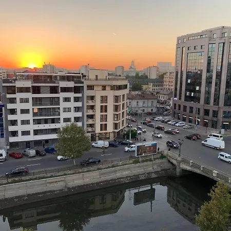 Apartment Belvedere Splaiul Unirii View Bucharest